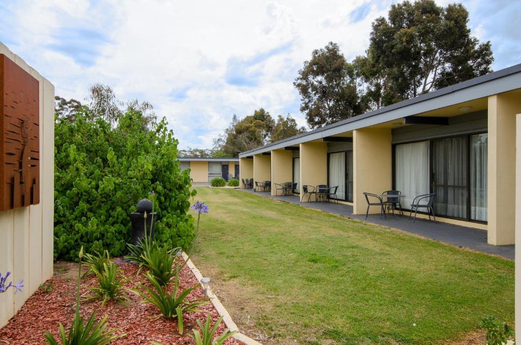 William Macintosh Motor Lodge Naracoorte Exteriör bild