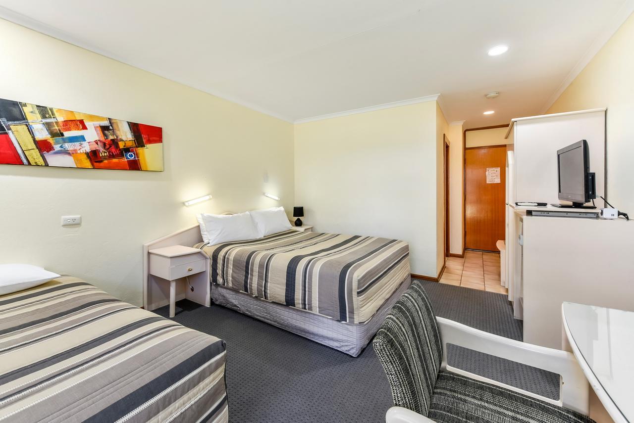 William Macintosh Motor Lodge Naracoorte Exteriör bild